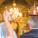 одевание короны на невесту